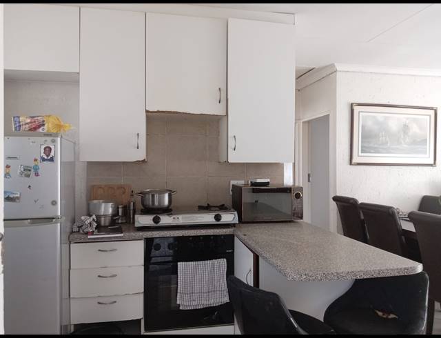 2 BEDROOM SECTIONAL TITLE FOR SALE IN BOKSBURG NORTH